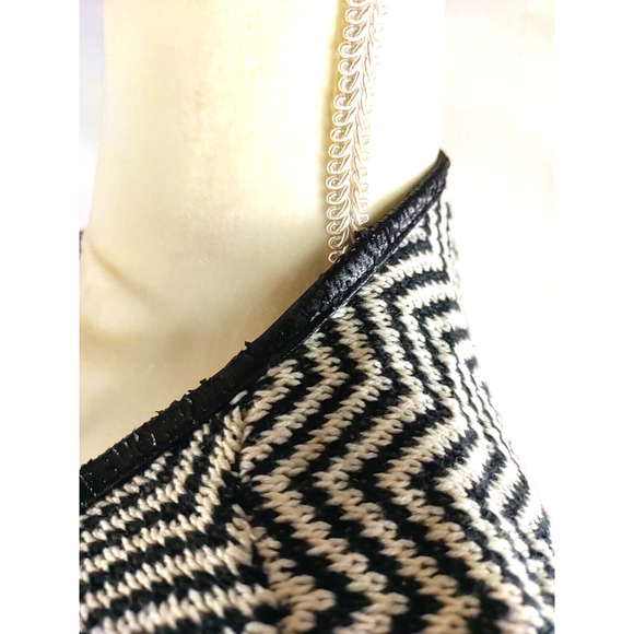 Chico's Women's Cardigan Black White Chevron Size 0 Small Open Flaw - Picture 8 of 9